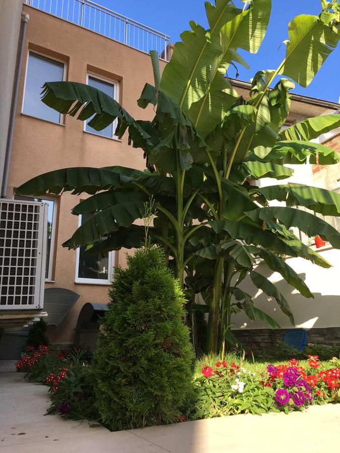 Obzor City Hotel Zewnętrze zdjęcie